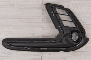 HYUNDAI ELANTRA VI AD 2015-2018 PRZED FACELIFTINGIEM KRATKA ZDERZAKA ZAŚLEPKA LAMPY PRZEDNIA PRAWA 86564F2300