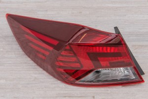 HYUNDAI ELANTRA VI AD 2018-2020 PO FACELIFTINGU KAROSERYJNA LAMPA TYLNA LEWA 92401F2500