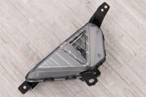 HYUNDAI ELANTRA VI AD 2018-2020 PO FACELIFTINGU LAMPA PRZECIWMGIELNA PRZEDNIA PRAWA 92302F2500