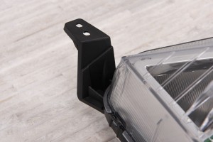 HYUNDAI ELANTRA VI AD 2018-2020 PO FACELIFTINGU LAMPA PRZECIWMGIELNA PRZEDNIA PRAWA 92302F2500