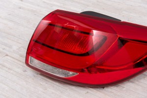 KIA SPORTAGE III SL 2014-2015 PO LIFTINGU KAROSERYJNA LAMPA TYLNA PRAWA 924013W510