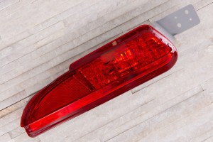 HONDA CR-V IV 2012-2015 PRZED FACELIFTINGIEM TYLNA LAMPA PRZECIWMGIELNA LEWA 34175T0AA01