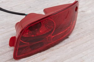 HYUNDAI SANTA FE II CM 2006-2009 PRZED FACELIFTINGIEM LAMPA PRZECIWMGIELNA TYLNA PRAWA 924092B000