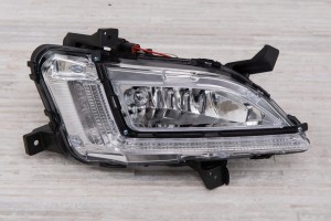 HYUNDAI TUCSON III TL 2018-2020 PO FACELIFTINGU LAMPA PRZECIWMGIELNA DRL LED PRAWA 92202D7600