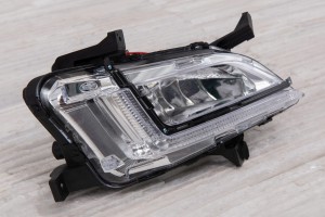 HYUNDAI TUCSON III TL 2018-2020 PO FACELIFTINGU LAMPA PRZECIWMGIELNA DRL LED PRAWA 92202D7600