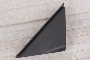 HYUNDAI ELANTRA VI AD 2015-2018 PRZED FACELIFTINGIEM ZAŚLEPKA TRÓJKĄT PODSZYBIA LEWY 86180F2000