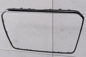 AUDI RS3 8VA 2013-2016 PRZED FACELIFTINGIEM RAMKA GRILLA CZARNA 8V5853651