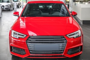 AUDI A4 B9 2015-2019 PRZED FACELIFTINGIEM RAMKA GRILLA CZARNA 8W0853651
