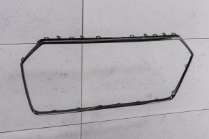 AUDI S5 B9 8W6 2017-2019 PRZED FACELIFTINGIEM RAMKA GRILA CZARNA 8W6853651R