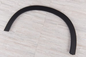 HONDA HR-V II RU 2015-2018 PRZED FACELIFTINGIEM LISTWA BŁOTNIKA PRZEDNIA LEWA 74157T7WA01