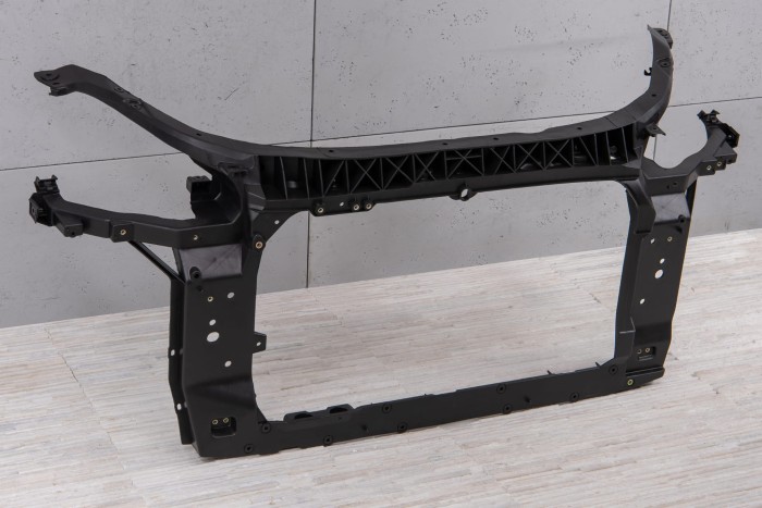 HYUNDAI I10 2011+ PAS PRZEDNI 641010X300