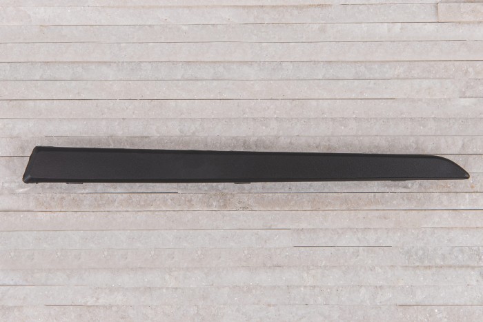 HONDA CR-V V 2018+ LISTWA ZDERZAKA TYLNEGO CZARNA PRAWA 71514TLAA11