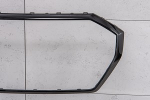AUDI Q3 F3 2018+ CZARNA RAMKA GRILLA 83A853651B