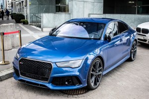 AUDI RS7 4G 2016-2018 PO FACELIFTINGU RAMKA GRILLA CHROMOWANA 4G8853651L