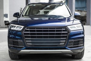 AUDI Q7 4M 2015-2020 PRZED FACELIFTINGIEM CZARNA RAMKA GRILLA 4M0853651B