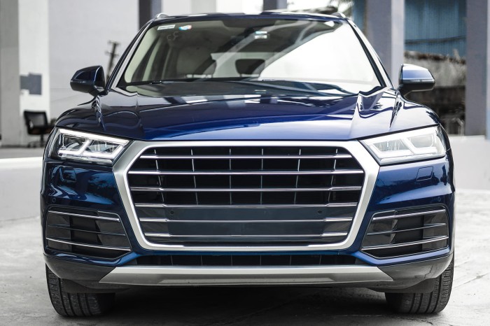 AUDI Q7 4M 2015-2020 PRZED FACELIFTINGIEM CHROMOWANA RAMKA GRILLA 4M0853651F