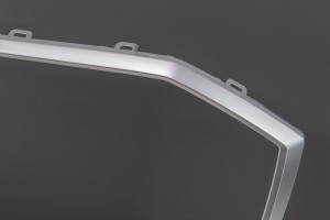 AUDI Q7 4M 2020+ PO FACELIFTINGU SREBRNA RAMKA GRILLA 4M0853651AJ