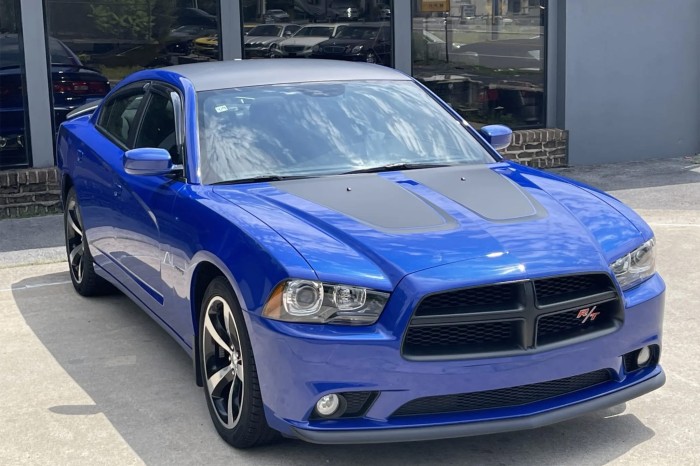 DODGE CHARGER 2011-2014 LAMPA PRZECIWMGIELNA PRZEDNIA L=P 5182026AA