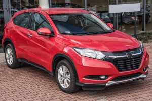HONDA HR-V II RU 2015-2018 PRZED FACELIFTINGIEM KRATKA HALOGENU LEWA 71106T7JH00