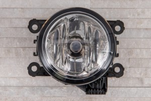 FIAT PUNTO EVO 2009-2012 / FIAT PUNTO III 2012-2018 / FIAT PANDA III 2010-2014 / FIAT 500 L MINIVAN 2013-2022 / FIAT DOBLO II 2010-2022 / FIAT TIPO II 2016-2019 PRZED FACELIFTINGIEM LAMPA PRZECIWMGIELNA PRZEDNIA L=P 5182426AA