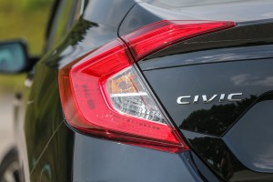 HONDA CIVIC X 2016-2019 SEDAN PRZED FACELIFTINGIEM LAMPA LED KLAPY TYLNEJ LEWA 34155TBAA01