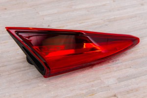 HONDA CIVIC X 2016-2019 SEDAN PRZED FACELIFTINGIEM LAMPA LED TYLNEJ KLAPY LEWA 34155TBAA01