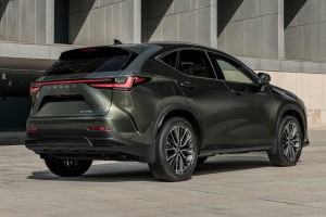 LEXUS NX260 350H 400H 2022+ CHLAPACZE