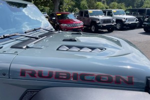 JEEP WRANGLER JL 2018+ USA MASKA RUBICON Z WYGŁUSZENIEM