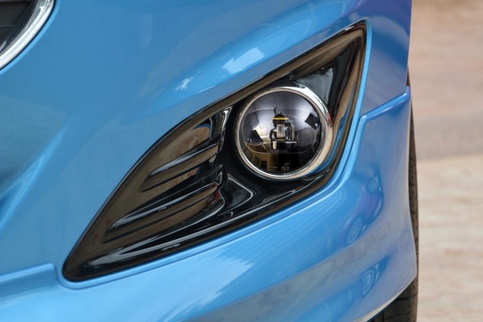 PEUGEOT 207 CC 2005-2007 LAMPY PRZECIWMGIELNE PRZEDNIE LED KOMPLET 09270157