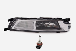 VOLKSWAGEN PASSAT B8 3G 2015-2019 PRZED FACELIFTINGIEM LAMPA PRZECIWMGIELNA PRZEDNIA PRAWA 3G0941662E