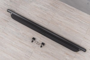 TOYOTA LAND CRUISER J200 2008-2021 ROLETA BAGAŻNIKA