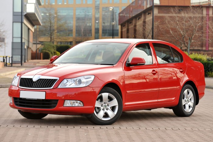 SKODA OCTAVIA II 1Z 2004 -2012 SEDAN ZASŁONKI PRZECIWSŁONECZNE