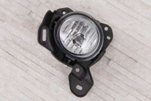 MAZDA CX-5 I 2012-2017 PRZEDNIA LAMPA PRZECIWMGIELNA ZE WSPORNIKIEM LEWA KD5351694A