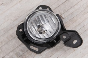 MAZDA CX-5 I 2012-2017 PRZEDNIA LAMPA PRZECIWMGIELNA ZE WSPORNIKIEM LEWA KD5351694A