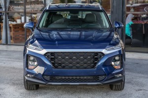 HYUNDAI SANTA FE IV TM 2018-2020 PRZED FACELIFTINGIEM LAMPA PRZECIWMGIELNA LED PRZEDNIA PRAWA 92202S1100
