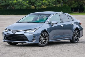 TOYOTA COROLLA XII E21 2019+ GRILL GÓRNY PRZEDNI 5311402580