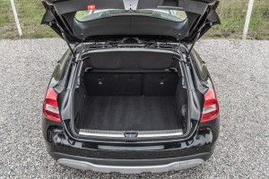 MERCEDES GLA X156 2013-2019 PÓŁKA BAGAŻNIKA
