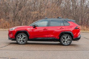 TOYOTA RAV4 V XA50 2019+ BELKI DACHOWE DO RELINGÓW PRZYLEGAJĄCYCH PT27842192