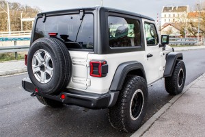 JEEP WRANGLER JL ZESTAW MOCOWANIA CZUJNIKÓW PARKOWANIA ZDERZAKA TYLNEGO PDC KOMPLET  4 SZT