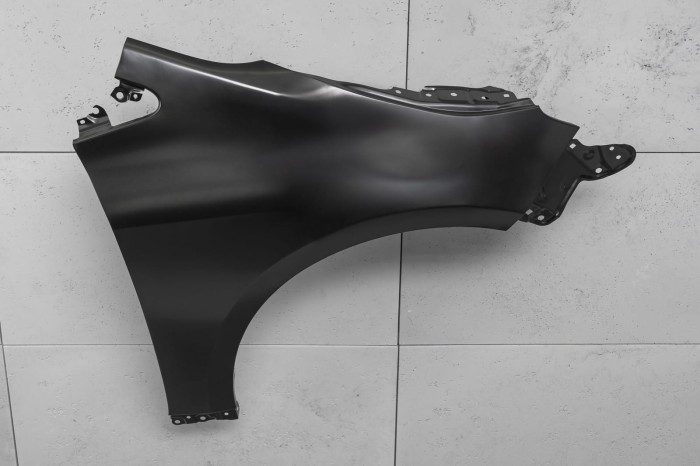 SUZUKI SWACE 2020+ BŁOTNIK PRZEDNI PRAWY 5380102260