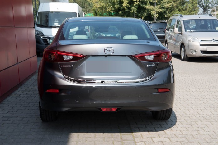 MAZDA 3 2014+ SEDAN DOLNA LISTWA KLAPY