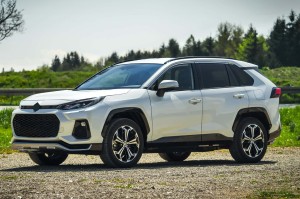 SUZUKI ACROSS 2020+ POSZERZENIA BŁOTNIKÓW ABS