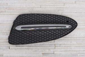 MERCEDES B-CLASS W246 2014-2018 LEWA KRATKA ZDERZAKA ZAŚLEPKA HALOGENU A2468852722 / A2468851374