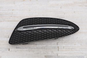 MERCEDES B-CLASS W246 2014-2018 LEWA KRATKA ZDERZAKA ZAŚLEPKA HALOGENU A2468852722 / A2468851374
