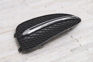 MERCEDES B-CLASS W246 2014-2018 LEWA KRATKA ZDERZAKA ZAŚLEPKA HALOGENU A2468852722 / A2468851374