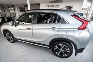 MITSUBISHI ECLIPSE CROSS 2018+ CHLAPACZE