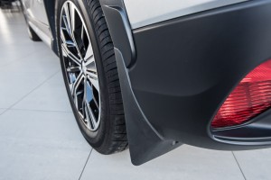 MITSUBISHI ECLIPSE CROSS 2018+ CHLAPACZE