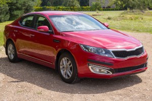 KIA OPTIMA III TF 2010-2013 PRZED LIFTINGIEM LAMPA PRZECIWMGIELNA PRZEDNIA LEWA 922012T010