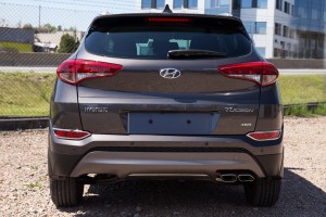 HYUNDAI TUCSON III TL 2015-2018 PRZED FACELIFTINGIEM OSŁONY LAMP PRZECIWMGIELNYCH TYLNYCH