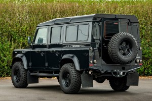 LAND ROVER DEFENDER 110 STOPNIE BOCZNE CZARNE MODEL STYL SVX